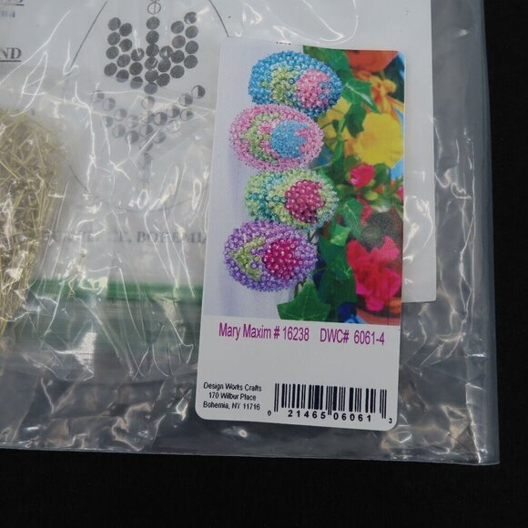 Design Works Set of 4 Sequin Easter Eggs Craft Kit 6061 NEW Open Package Holiday - Picture 6 of 8